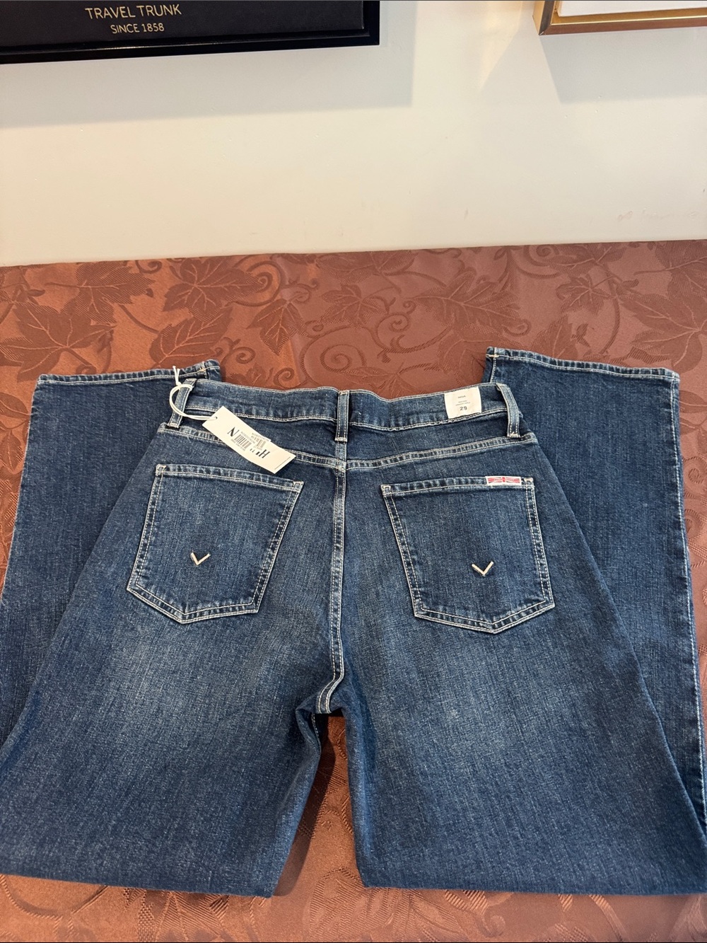 Hudson Straight Leg Jeans. Ladies 29 - Picture 10 of 16